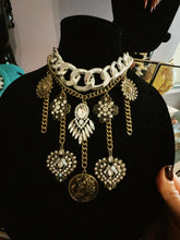 Load image into Gallery viewer, ELECTRA necklace