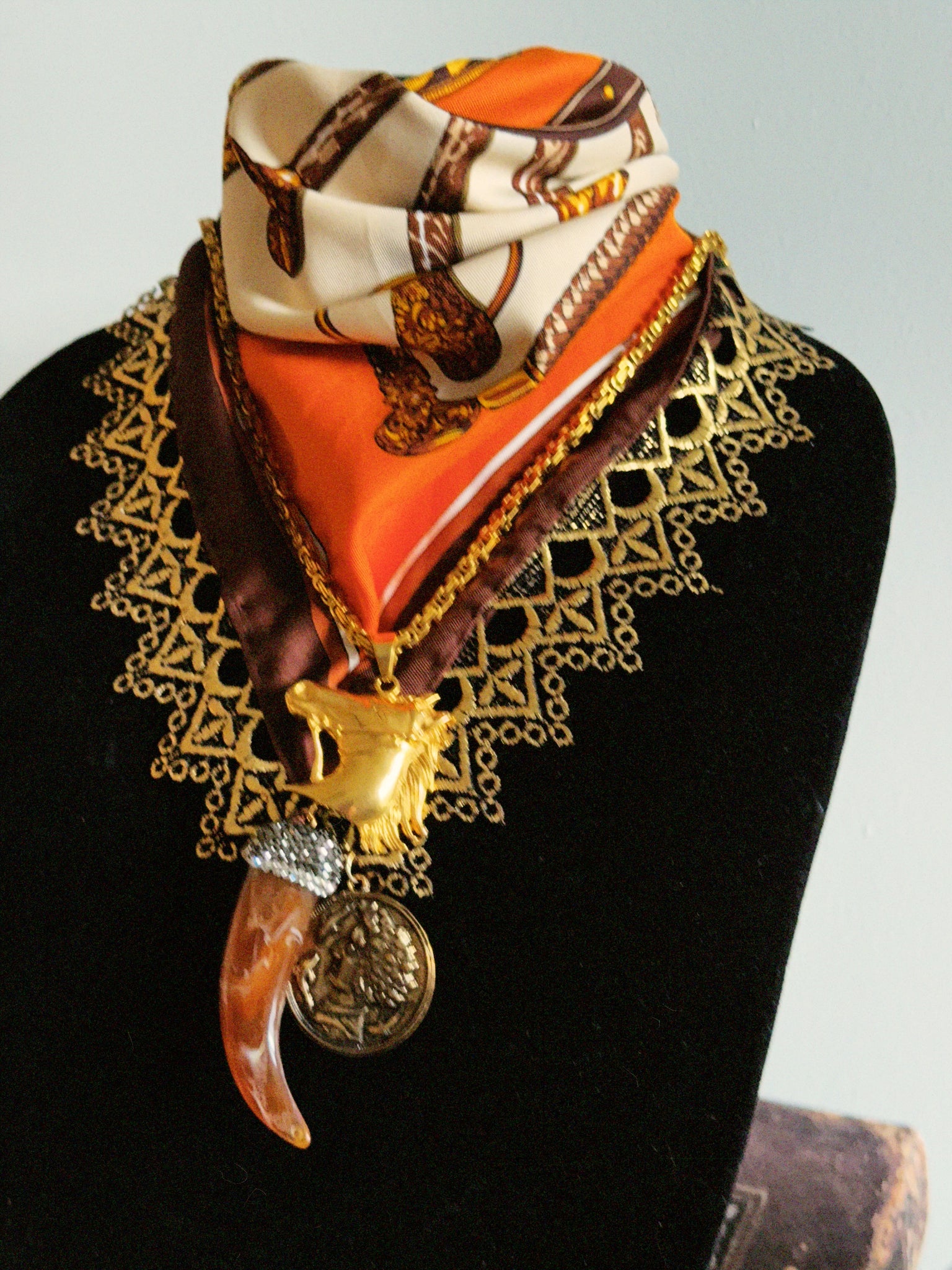 TRASCENDENCIA necklace