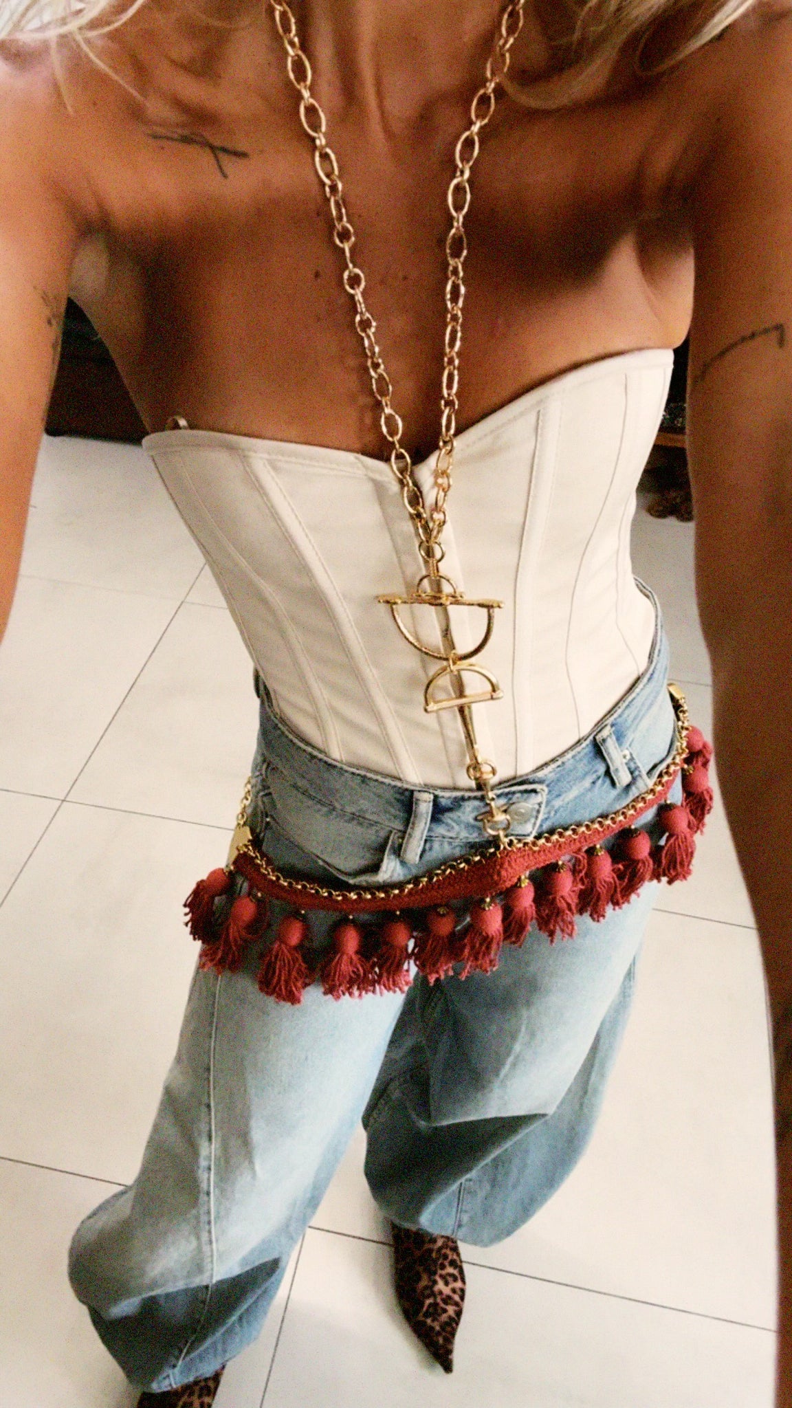 KLEO TASSELS body chain