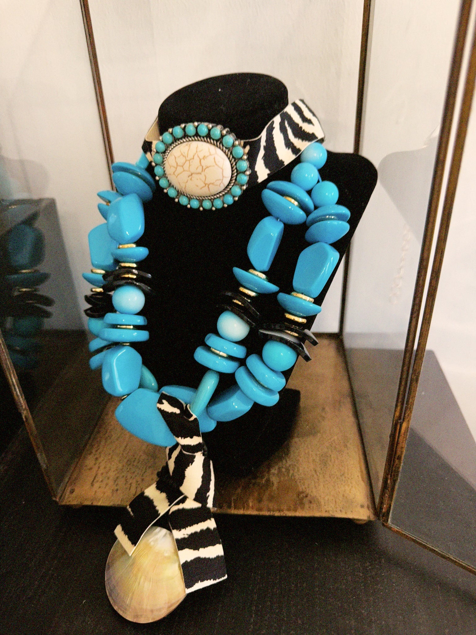 AURA necklace