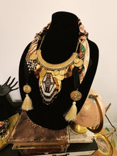 Load image into Gallery viewer, SAGRADA necklace