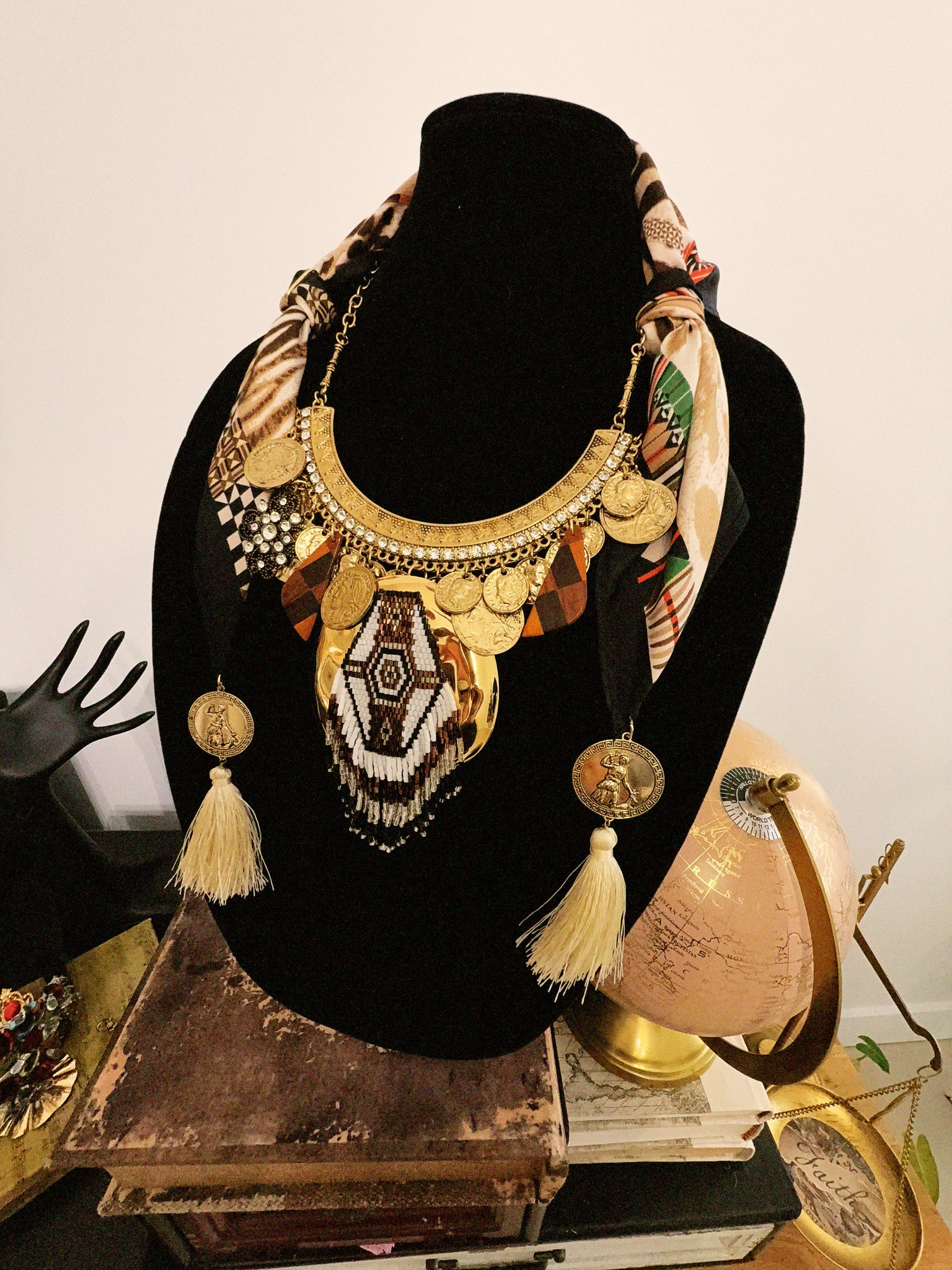 SAGRADA necklace